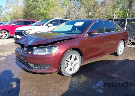 2014 Volkswagen Passat 2.5L Se из США, поврежденный, VIN 1VWBH7A38EC015013